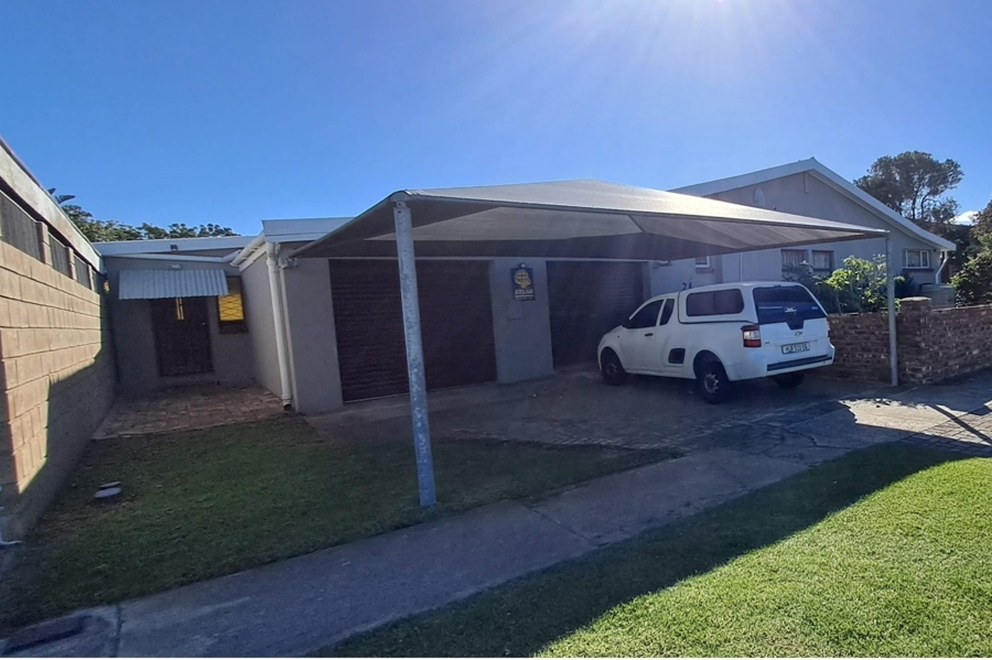 4 Bedroom Property for Sale in Westering Eastern Cape